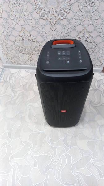 Портативная колонка JBL Party Box 310 черный