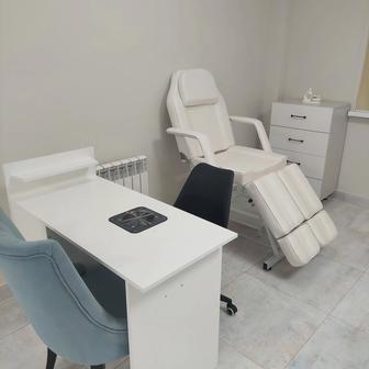 Сдам в аренду места маникюра, педикюра