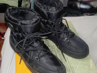 Ботинки женские