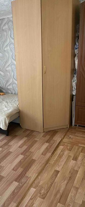 Продам шкаф угловой