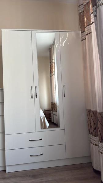 Шкаф, кровать, комод, парта бу