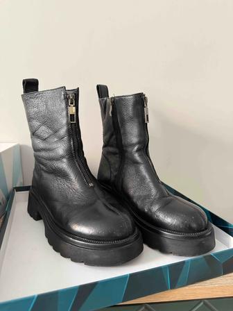 Зимние ботинки