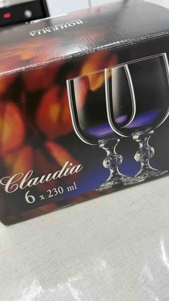 Продам бокалы хрустальные оригинал богемские