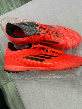 Afidas f50 tf оригинальные с чеком (новые носил всего 2 раза)