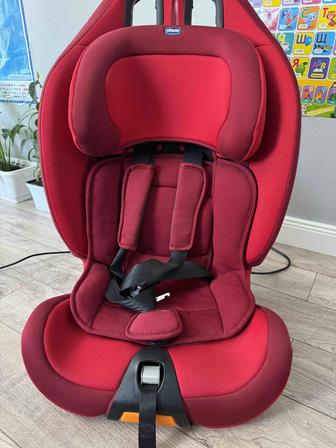 Продам автокресло фирмы Chicco