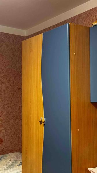 продаю спальную гарнитуру