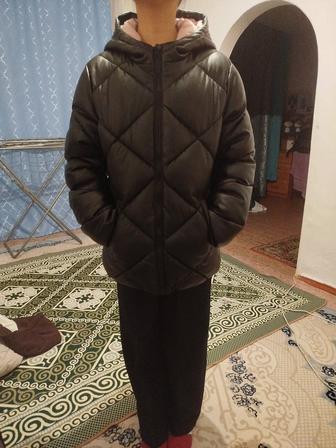 Продам куртку новая