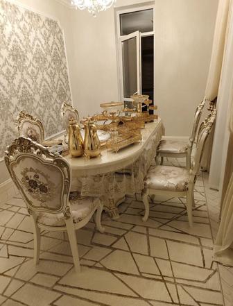 Комплект стол и 5 стульев