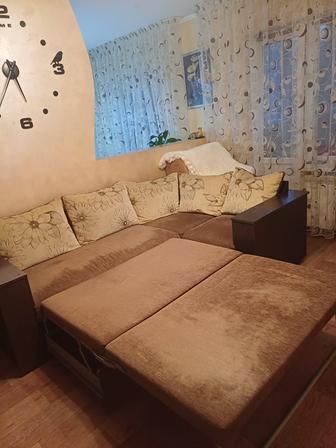 Диван