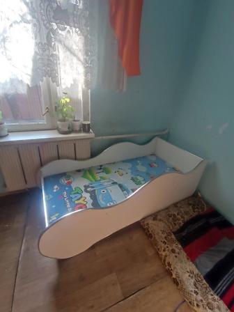 Кровать машинка