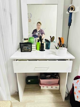 Туалетный столик