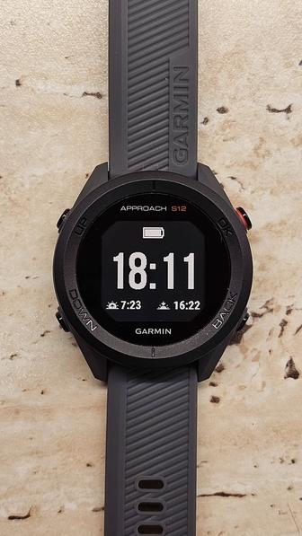 Часы Garmin Approach S12