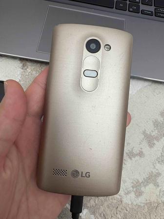 LG leon телефона