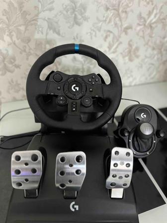 Продам игровой контроллер(руль) Logitech G923 Driving Force Shifter