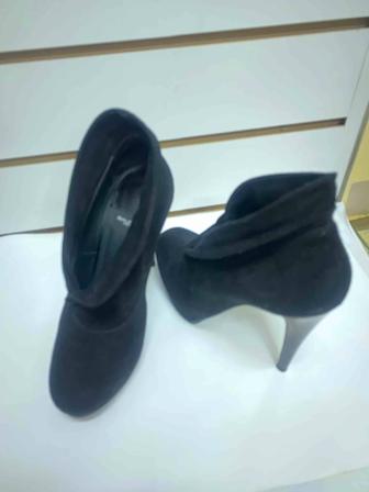 Женские туфли