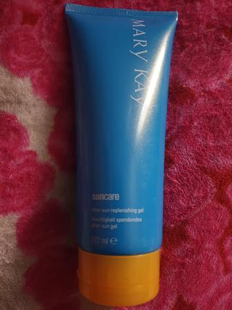 Крем солнцезащитный MARY KAY.