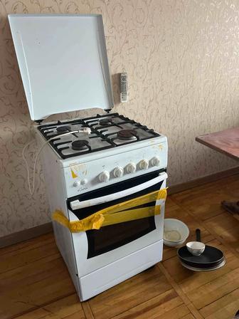 Срочно продам газ плиту