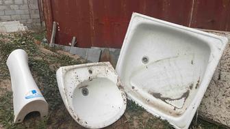 Раковина и поддон для душевой