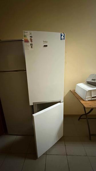 Продам холодильник