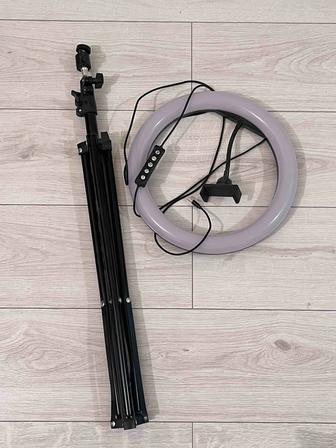 кольцевая лампа