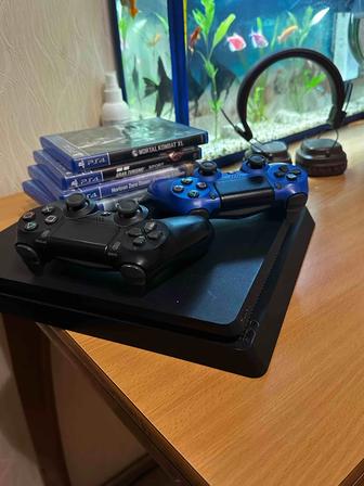PS4