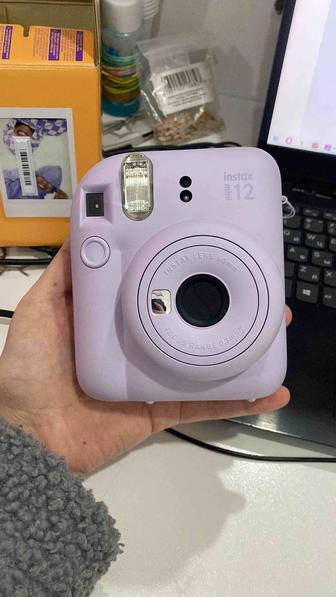 Продам instax 12 mini