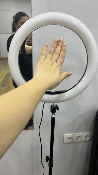 Кольцевая лампа