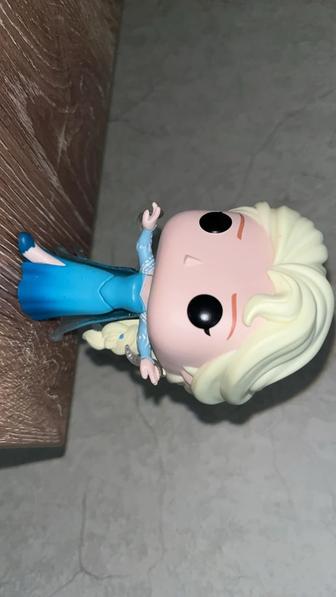 Фигурка Эльзы Funko pop