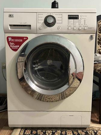 Продам стиральную машину LG 8кг