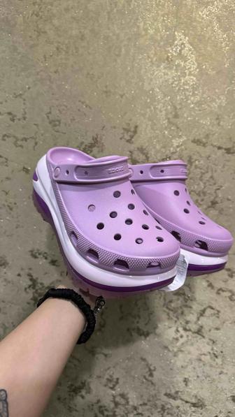Crocs Mega crush clog pink