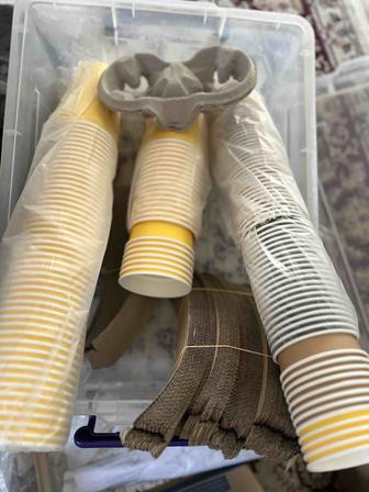 Стаканы для кофе, вазочки с цветами , холдеры и др