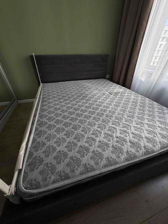 Продам матрас б/у
