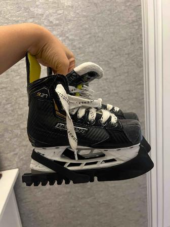 Коньки хоккей