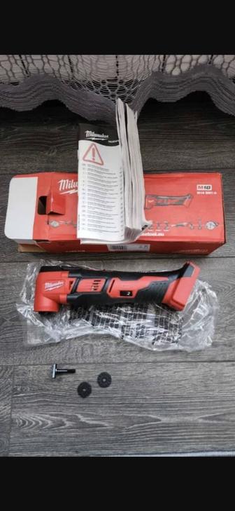 Мультиинструмент Milwaukee M 18