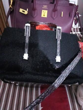 Продам сумочки женские
