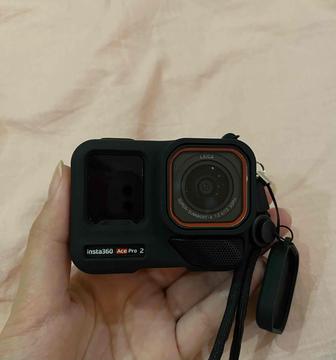 Экшн камера Insta360 Ace Pro 2, 8K (AI Action Cam)