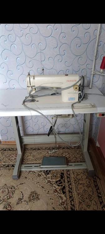 Швейная машина