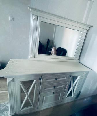 Срочно продам МДФ комод и зеркало в отличном состоянии