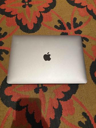 Продам macbook air M1