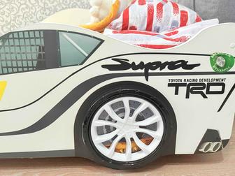 Продаю кровать машинку.