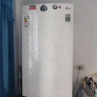 Холодильник LG