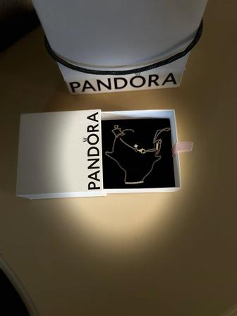 Цепочка колье Pandora новая с коробочкой и биркой от магазина под золото