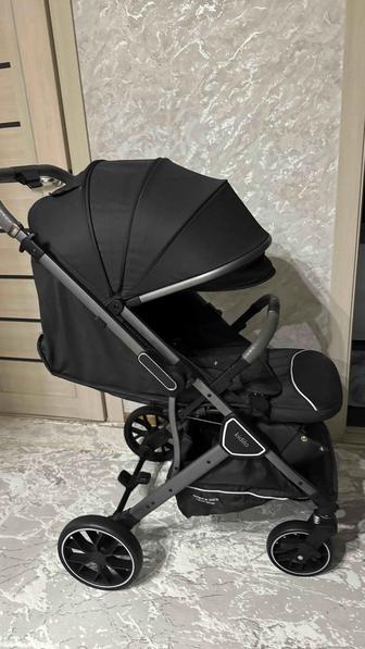 Коляска прогулочная