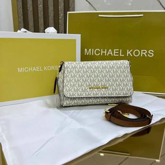 Сумка Michael Kors в фирменной подарочной коробке