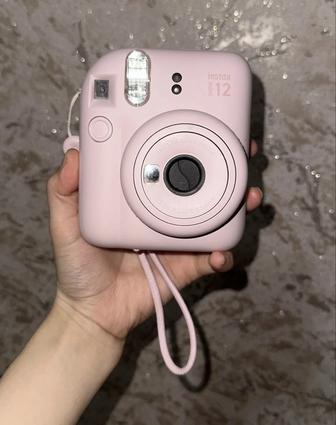 Fujifilm instax mini 12 розовый