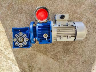 Продаются мотор редукторы новые