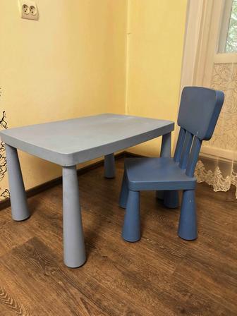 Продам детский стол и стул IKEA