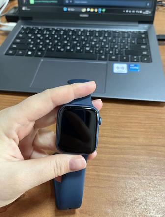 Продается Apple Watch 7 45 mm