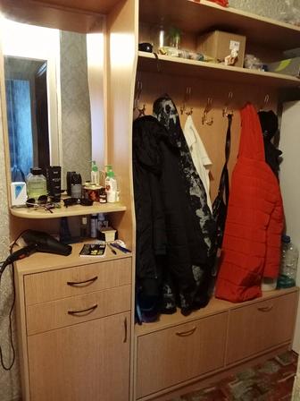 Продам прихожую