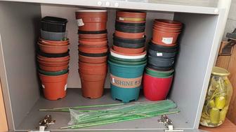 Продам Горшки для комнатных растений